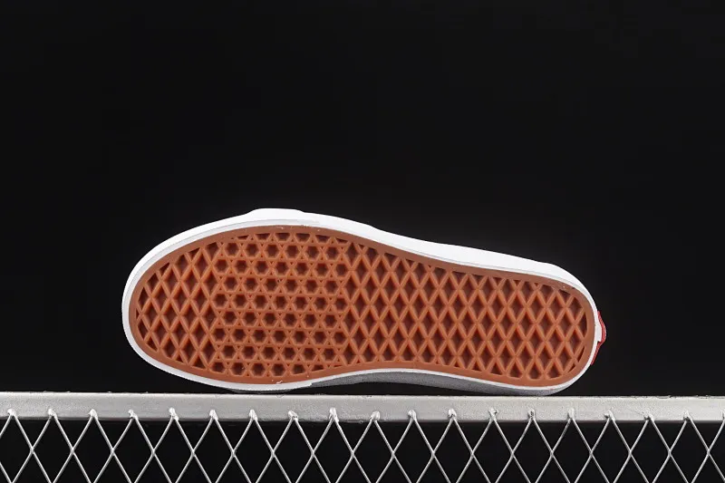 All categories Vans Vans series Vans Hi Vans high-top plus velvet Vans Sk8-Hi Flame Vans black and white flame plus velvet high-top trendy casual skateboard shoes VN0A32QGKGF5